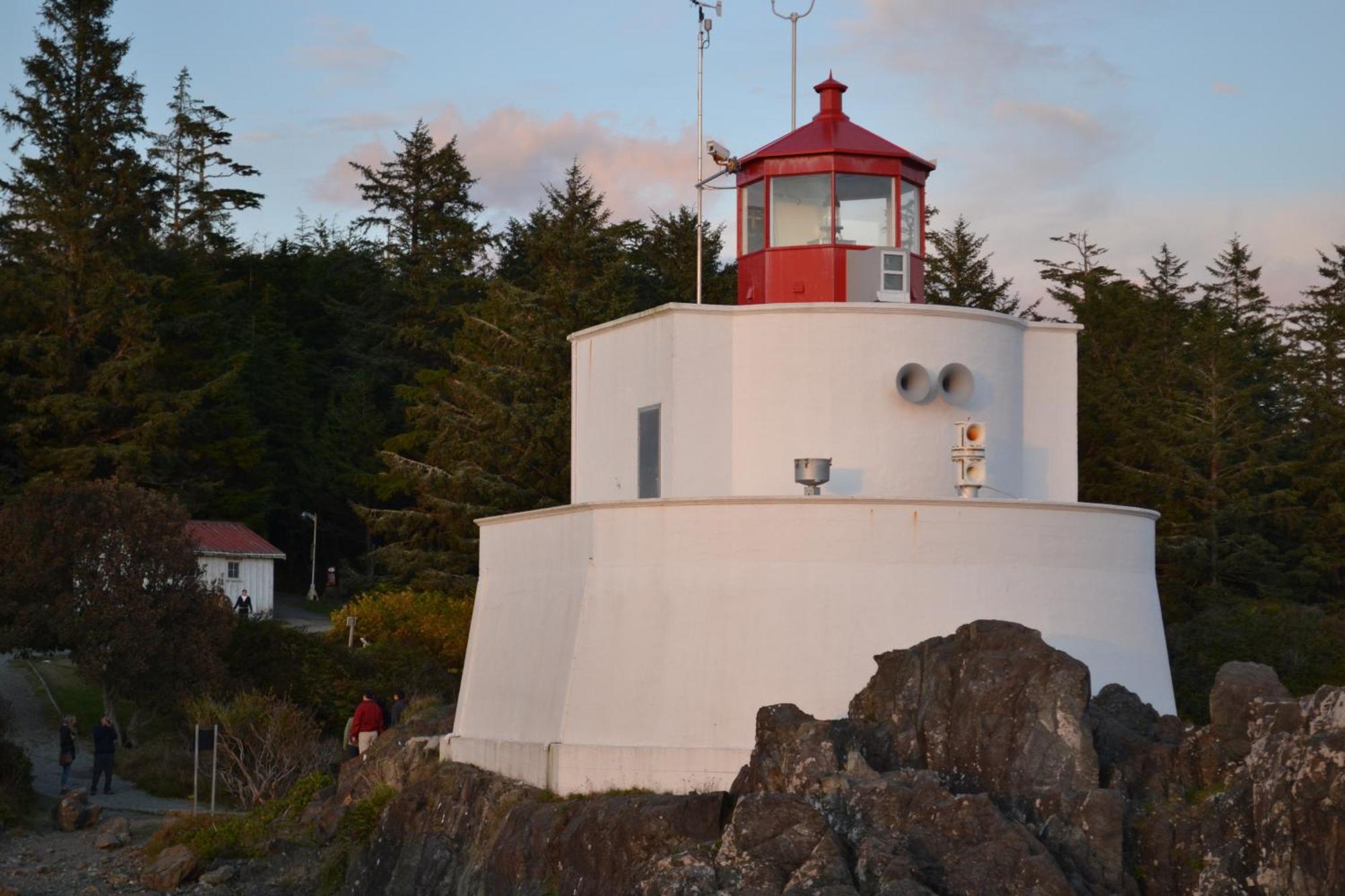 Easy On The Edge * Ucluelet