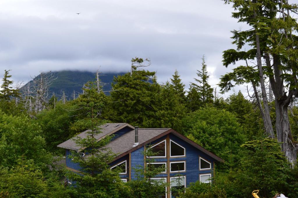 Easy On The Edge Holiday home *